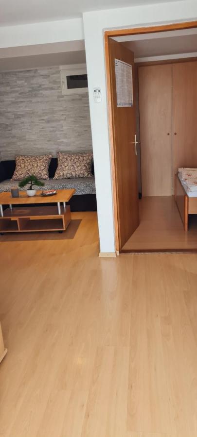 Apartman Lucija Пунат Экстерьер фото